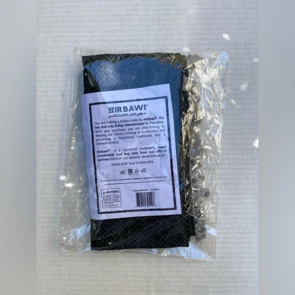 Hirbawi Original Dheisheh Kufiya - Picture 3 of 8